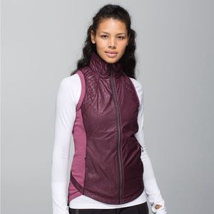 Lululemon rebel runner vest petal embossed Bordeaux